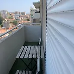 Superbe appartement avec terrasse 20m2 très calme